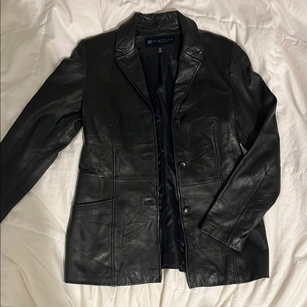 Women’s genuine leather jacket